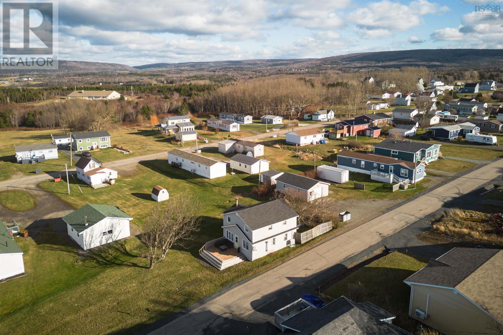 15 Allan J Memorial Avenue, Inverness, Nova Scotia  B0E 1N0 - Photo 37 - 202427674