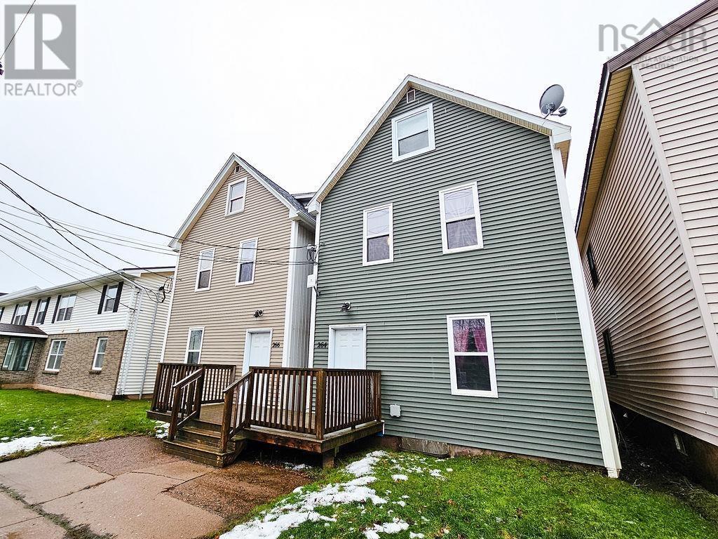 264-266 Queen Street, Truro, Nova Scotia  B2N 2C1 - Photo 2 - 202427671