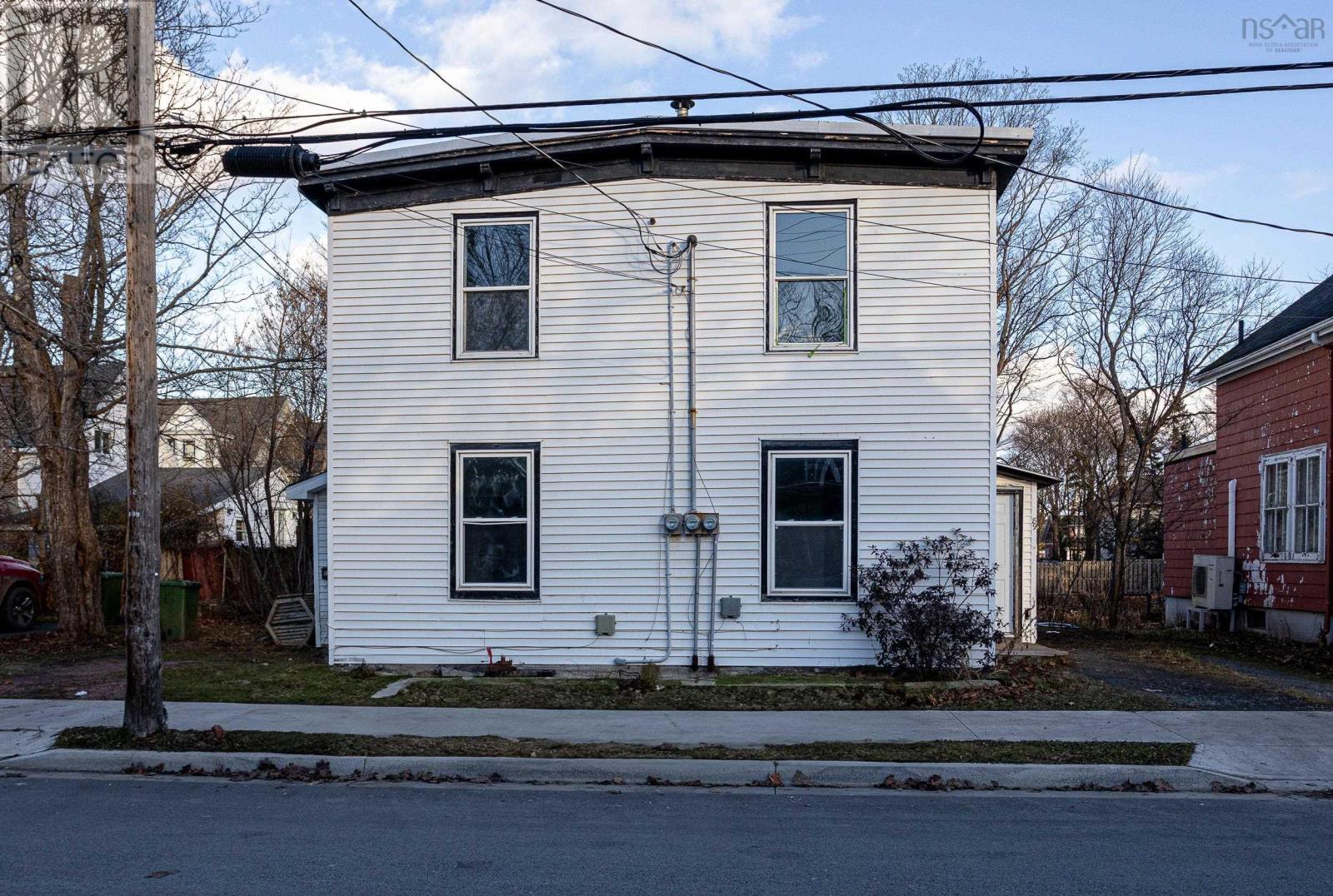 87-89 Dominion Street, Truro, Nova Scotia  B2N 3P4 - Photo 2 - 202427889