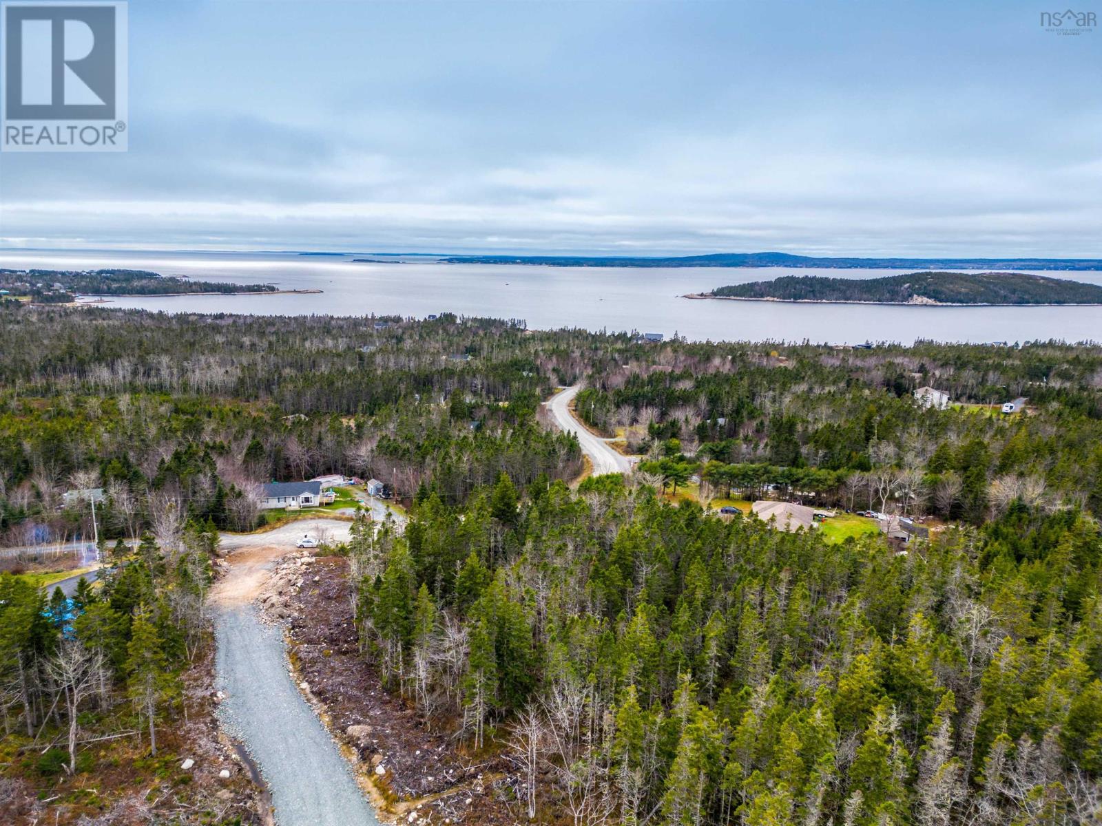 26 Adams Drive, Hackett's Cove, Nova Scotia  B3Z 3M8 - Photo 4 - 202428033