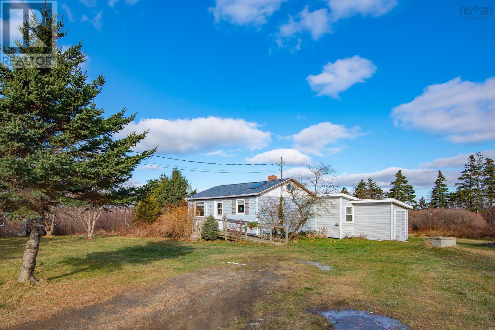 33 Henry Hicks Road, Digby County, Nova Scotia  B0W 2Z0 - Photo 2 - 202428140