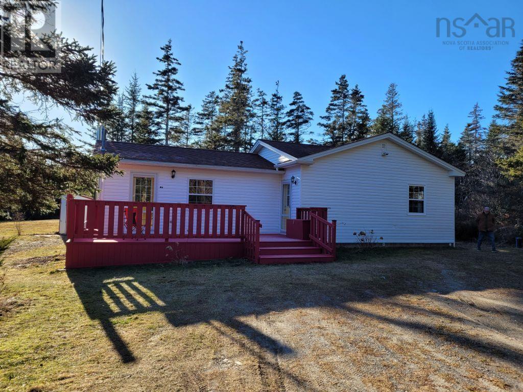 10 Howard Stevens Walk, clam harbour, Nova Scotia