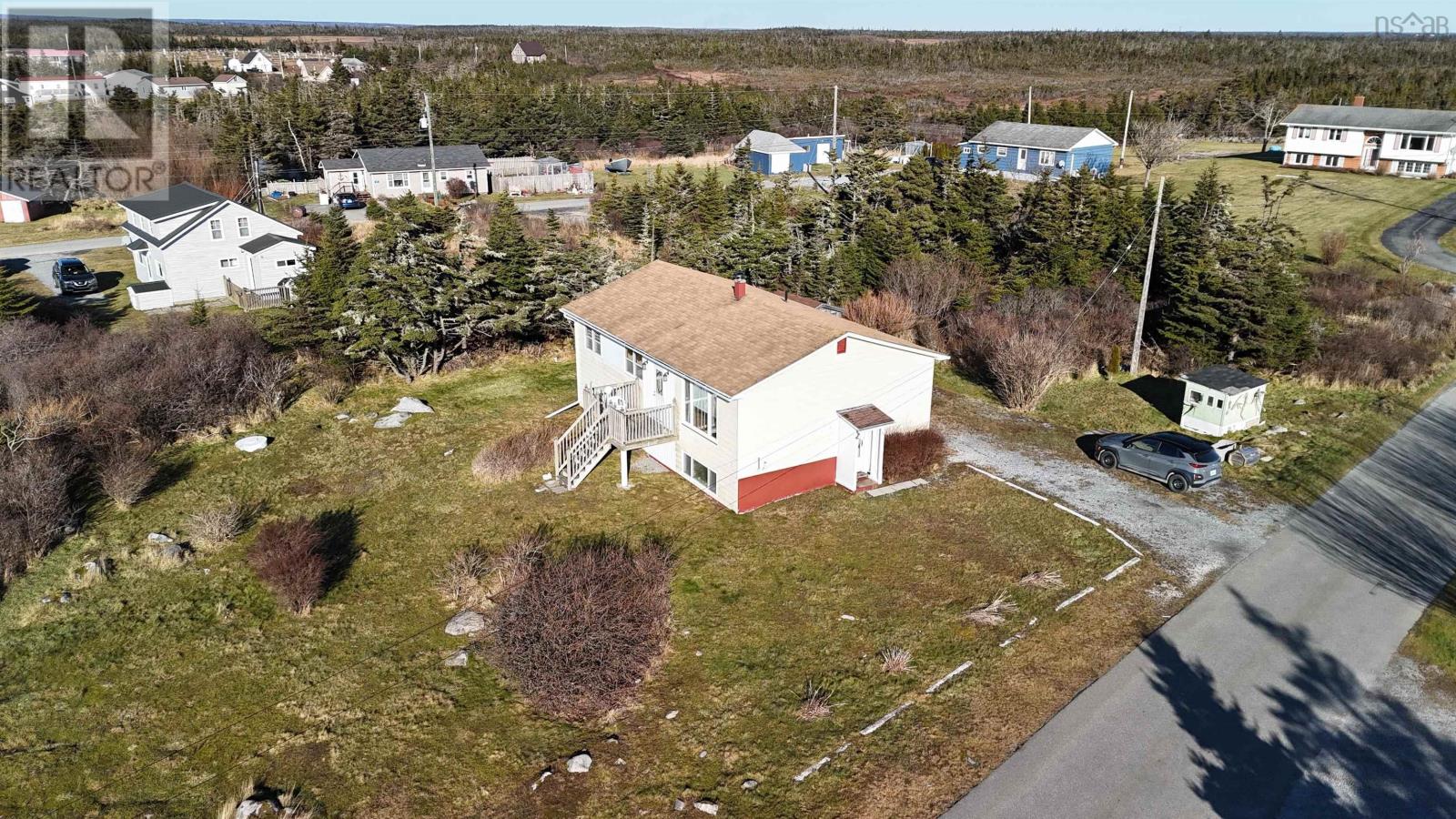 39 Robie Street, Clark's Harbour, Nova Scotia  B0W 1P0 - Photo 10 - 202428457