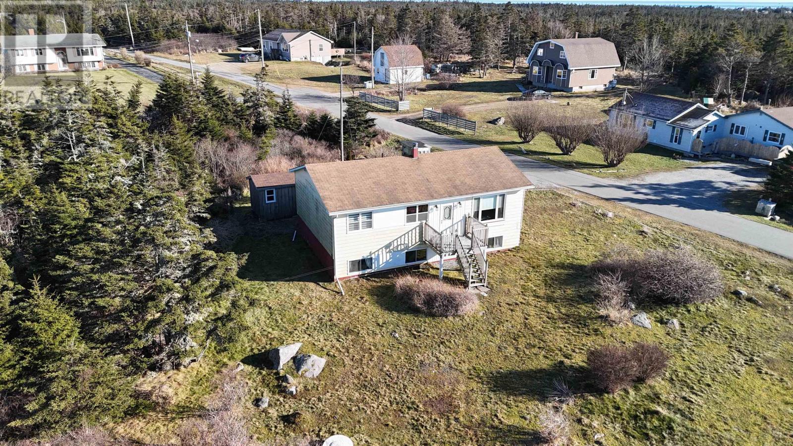 39 Robie Street, Clark's Harbour, Nova Scotia  B0W 1P0 - Photo 8 - 202428457