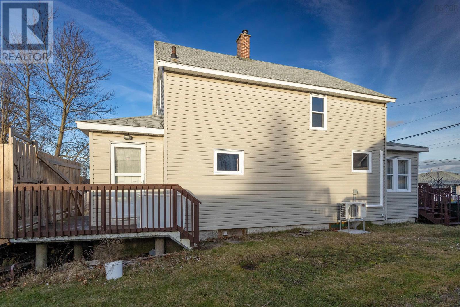 405 Hudson Street, New Waterford, Nova Scotia  B1H 3P7 - Photo 7 - 202428479