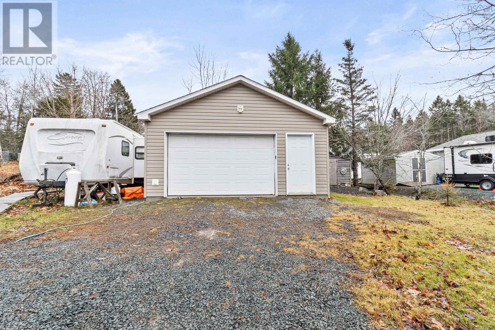 285 Beaver Bank Road, Beaver Bank, Nova Scotia  B4E 1K1 - Photo 2 - 202428509