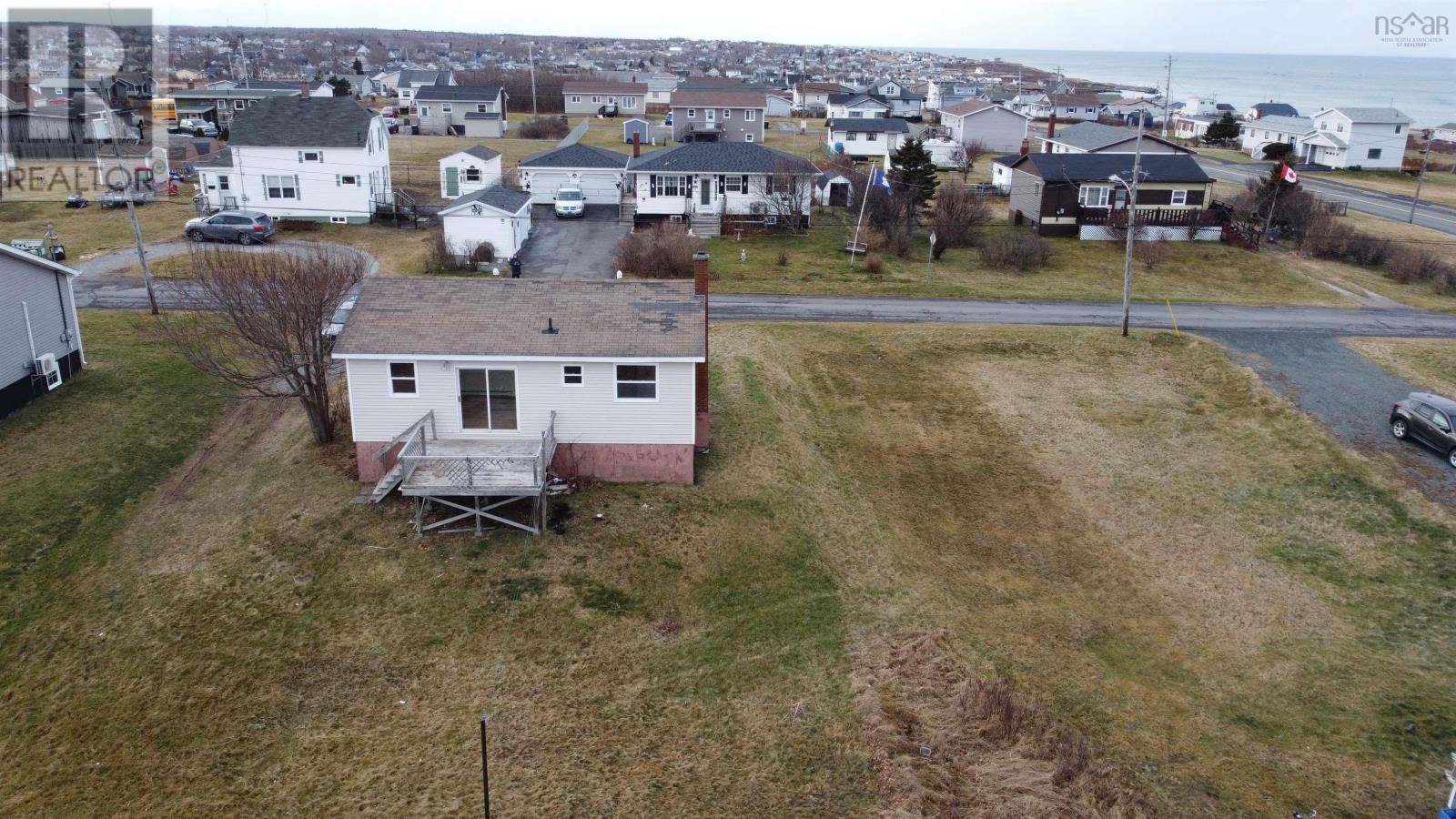 320 Cockburn Street, New Waterford, Nova Scotia  B1H 4J7 - Photo 9 - 202500147