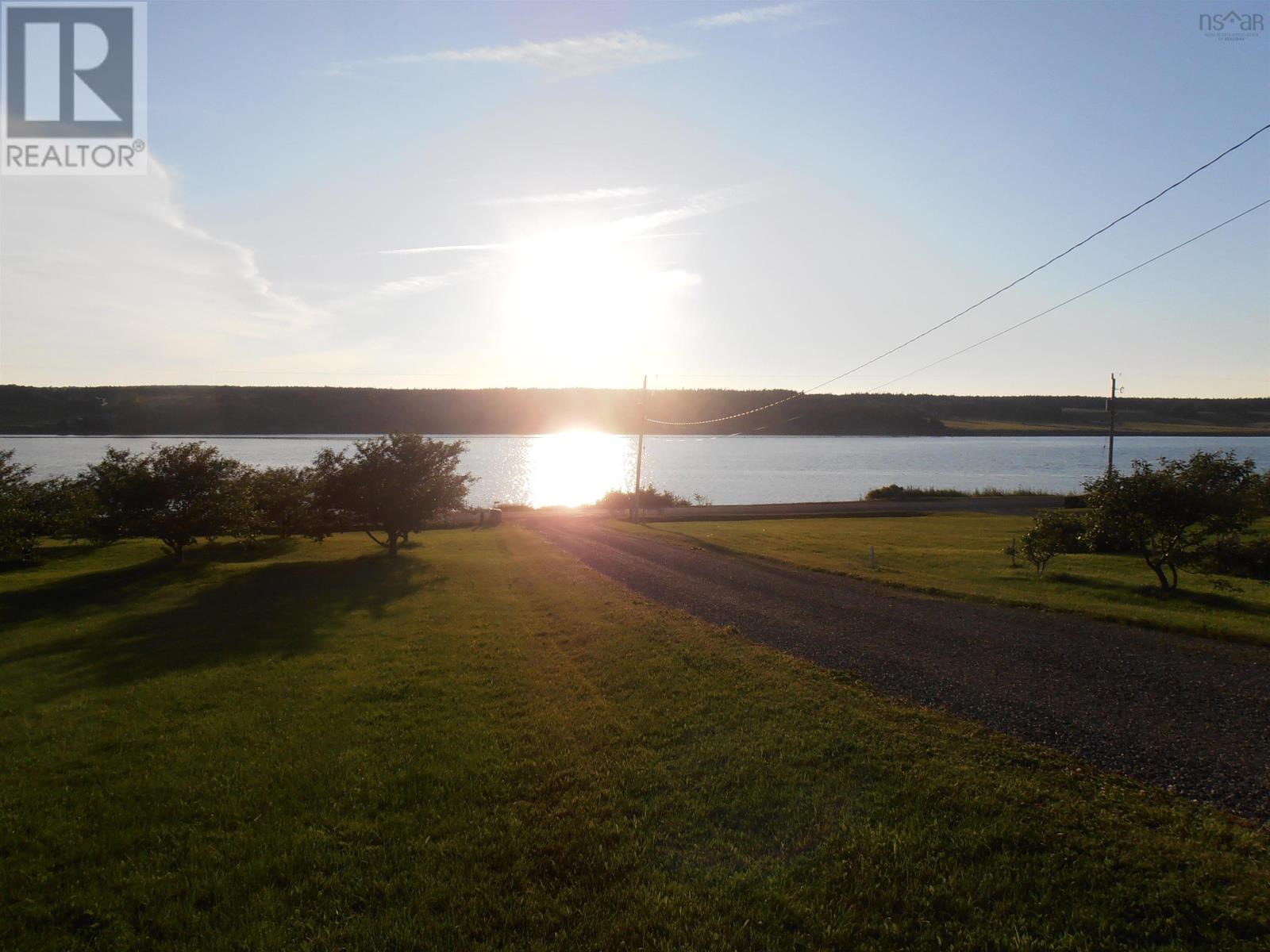 91 La Pointe Du Havre Road, Chéticamp, Nova Scotia  B0E 1H0 - Photo 3 - 202500264