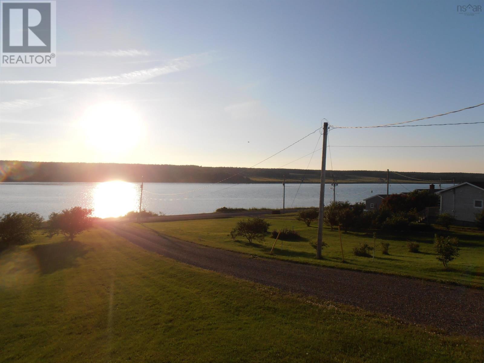 91 La Pointe Du Havre Road, Chéticamp, Nova Scotia  B0E 1H0 - Photo 4 - 202500264