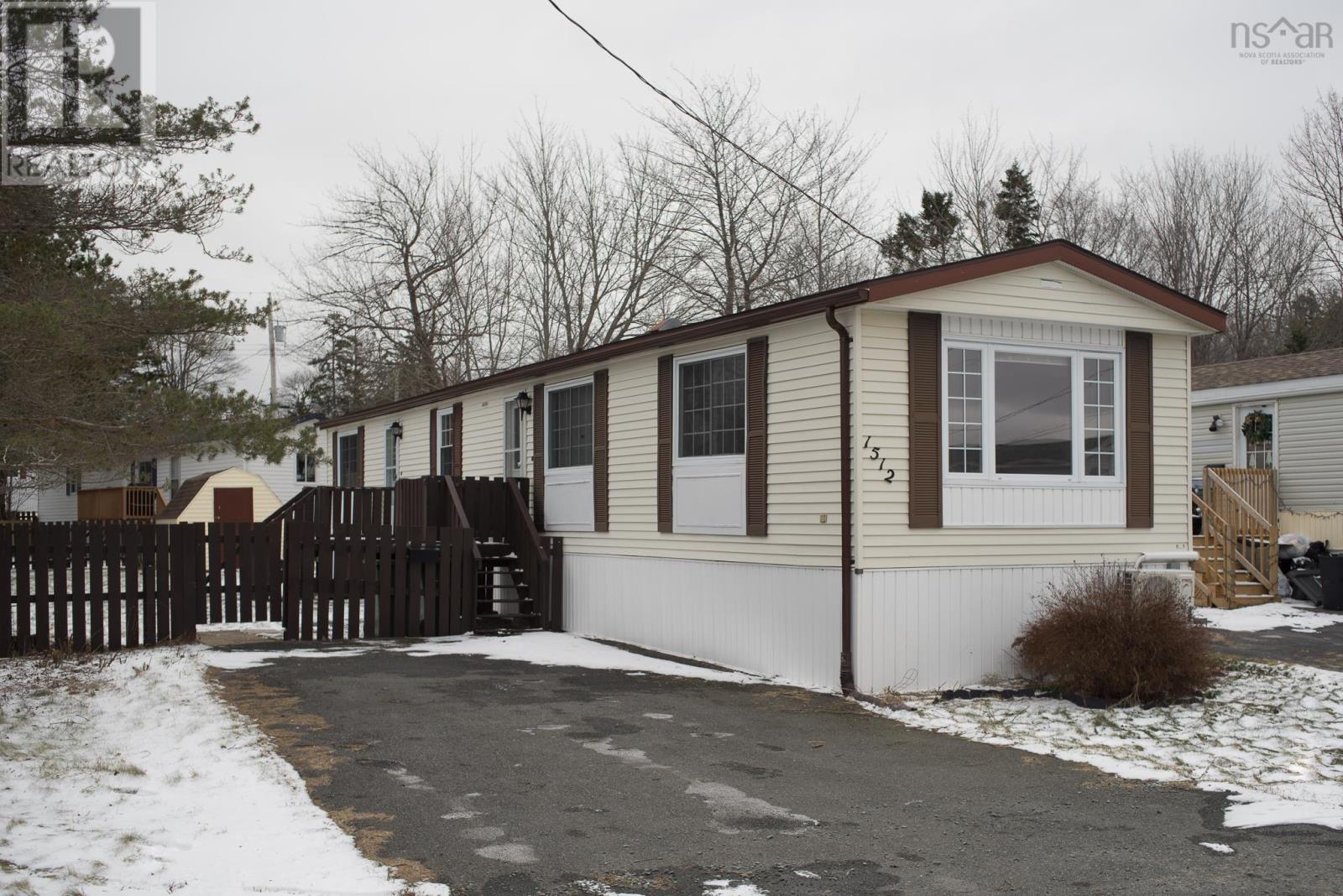 1512 Woodbine Drive, Beaver Bank, Nova Scotia  B4E 2M8 - Photo 1 - 202500508