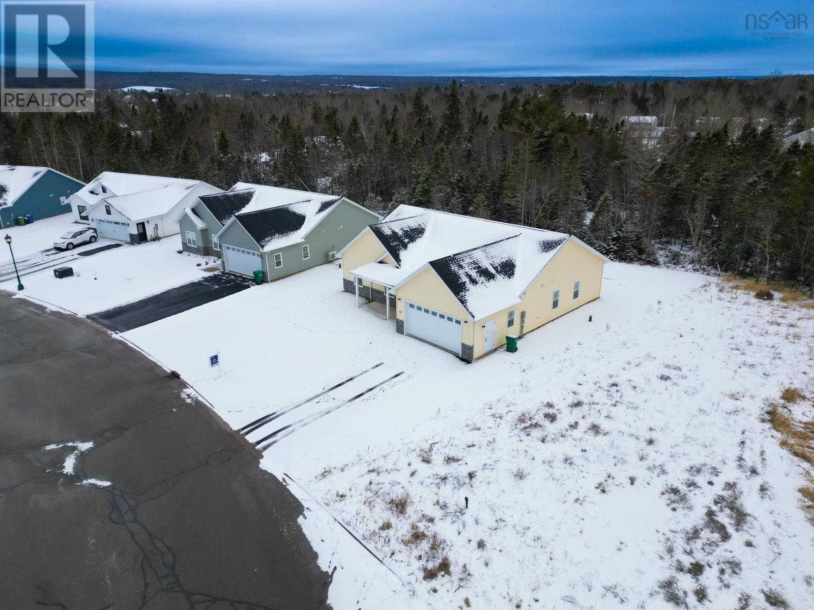 43 Oxford Court, Valley, Nova Scotia  B6L 4G1 - Photo 40 - 202500651