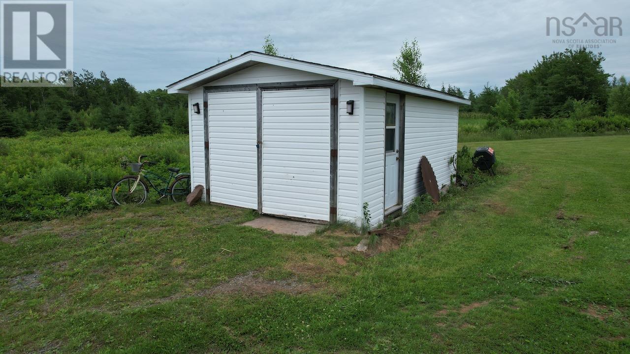 10880 204 Highway, Streets Ridge, Nova Scotia  B0M 1P0 - Photo 10 - 202500664