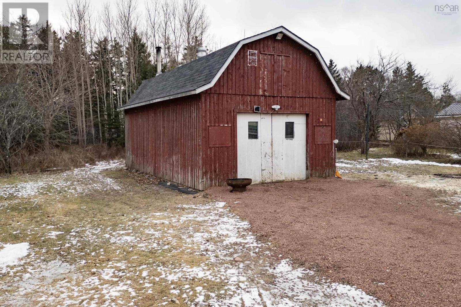 266 Two Islands Road, Parrsboro, Nova Scotia  B0M 1X0 - Photo 5 - 202500912