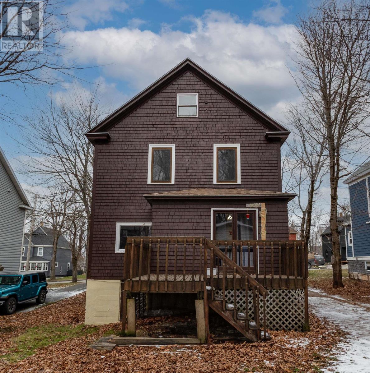 208 Whitney Avenue, Sydney, Nova Scotia  B1P 5A4 - Photo 4 - 202501187