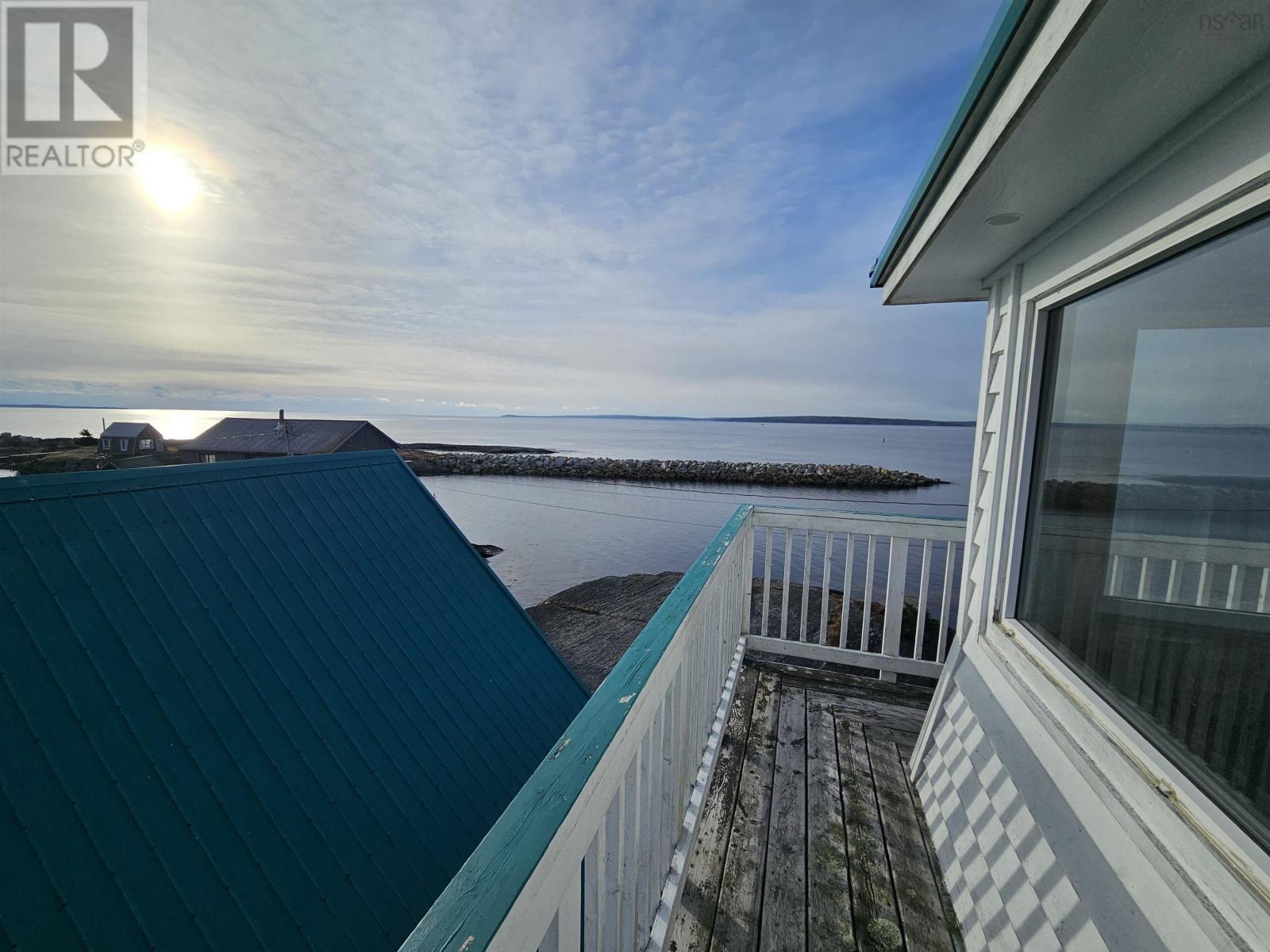 91 The Point Road, Blue Rocks, Nova Scotia  B0J 2C0 - Photo 28 - 202501240