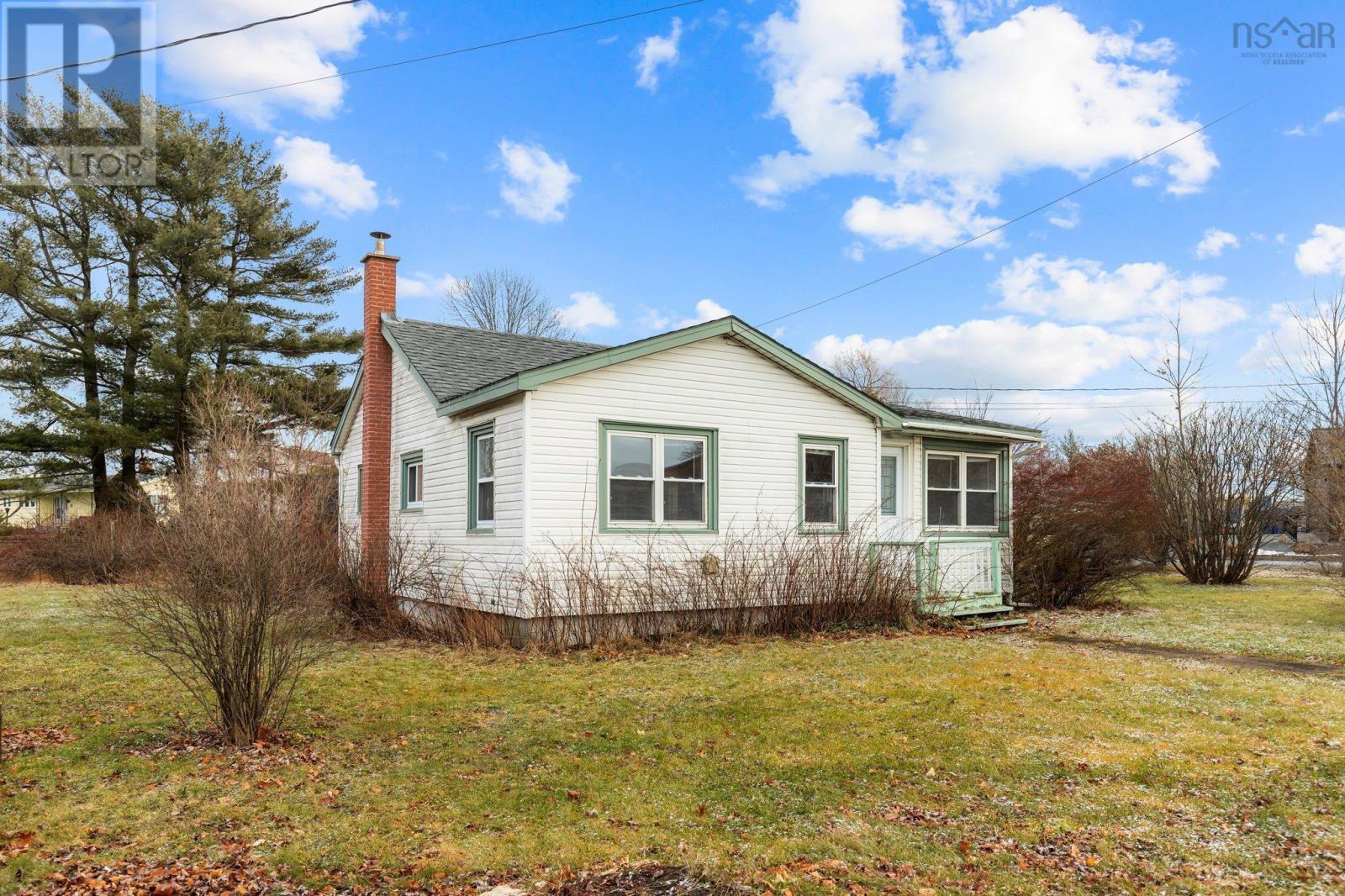 112 High Street, Bridgewater, Nova Scotia  B4V 1W1 - Photo 29 - 202501388