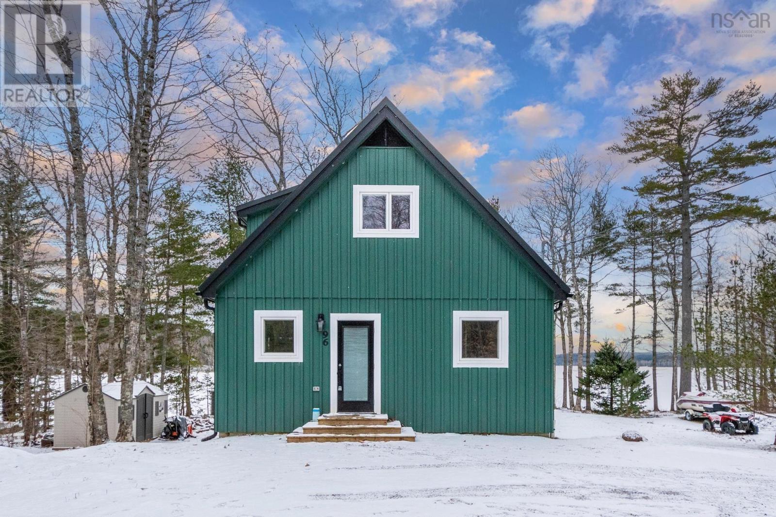 96 Canyon Point Road, Falls Lake, Nova Scotia  B0N 2T0 - Photo 2 - 202501907